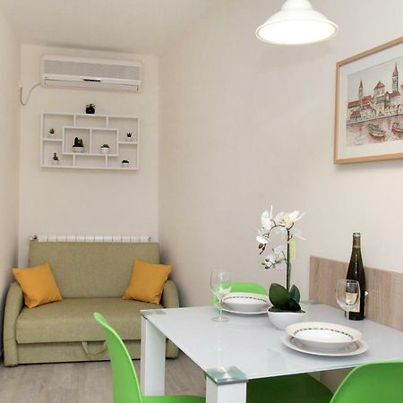 Apartments Viki 特罗吉尔 外观 照片