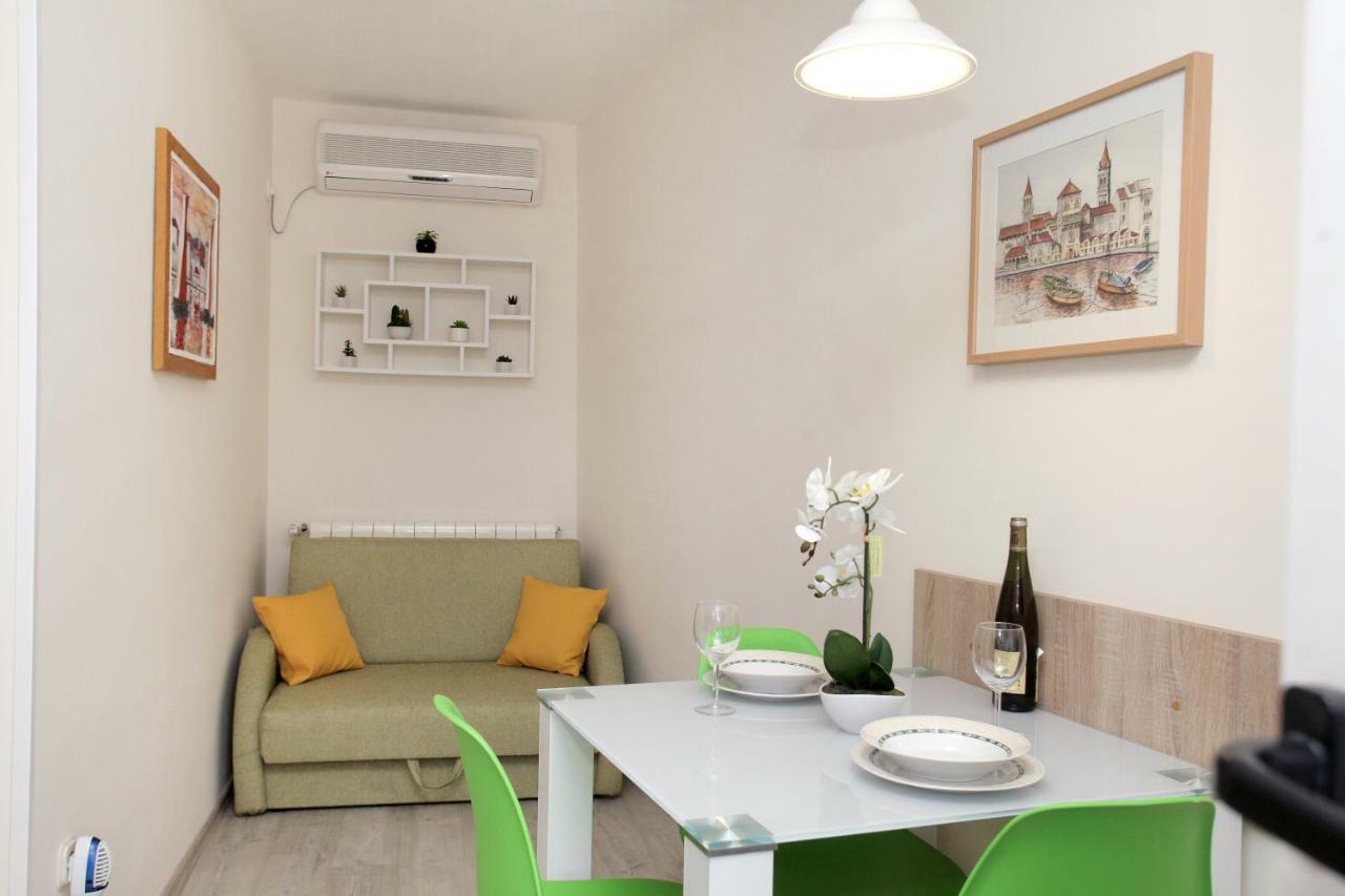 Apartments Viki 特罗吉尔 外观 照片