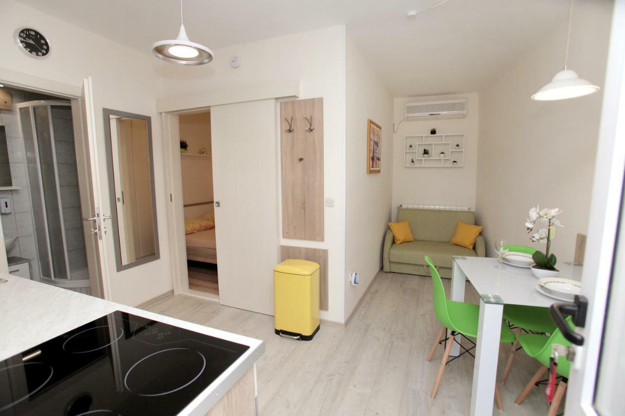 Apartments Viki 特罗吉尔 外观 照片